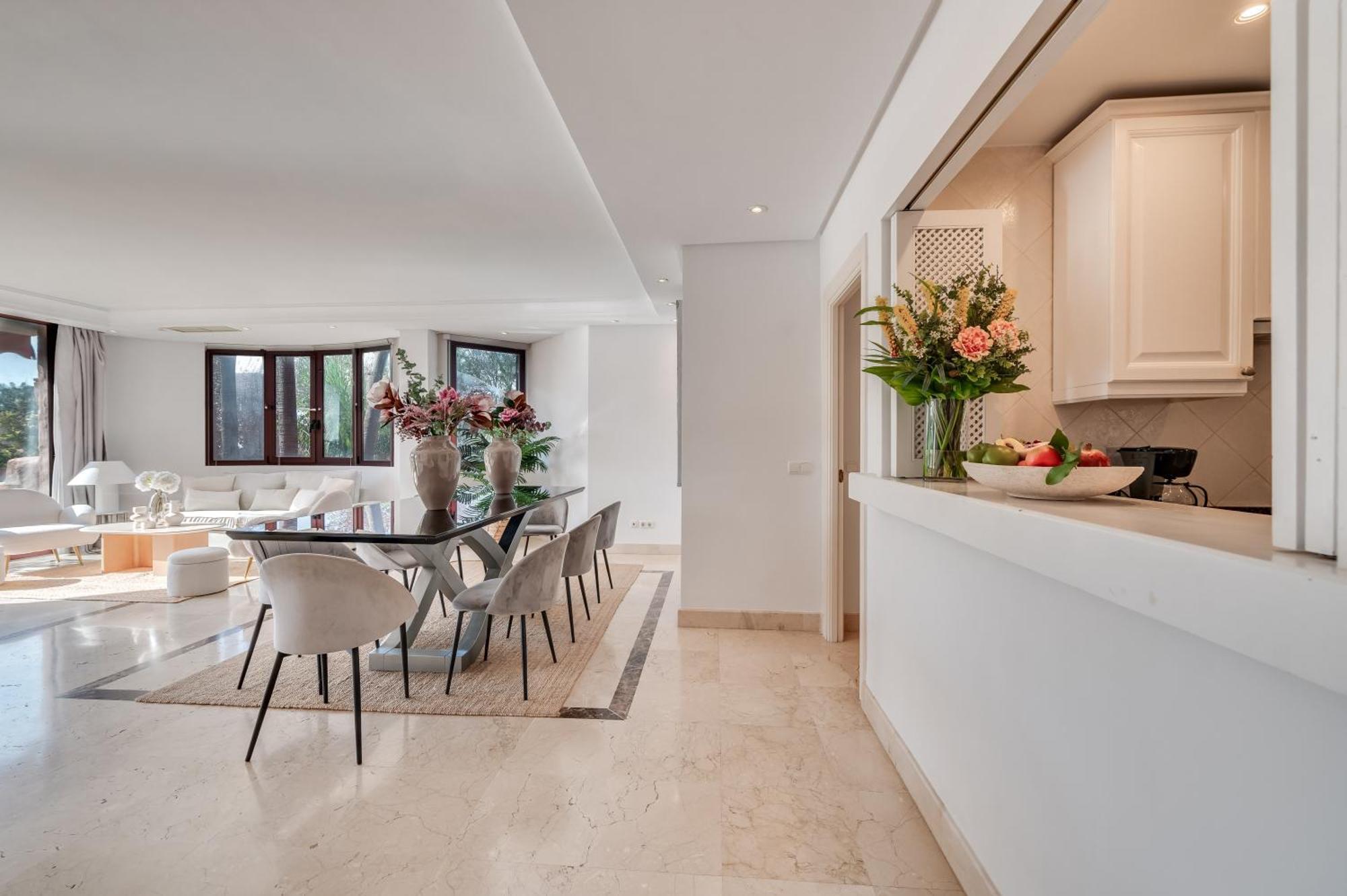 La Alzambra Peaceful Hideaway With Sea Views Marbella